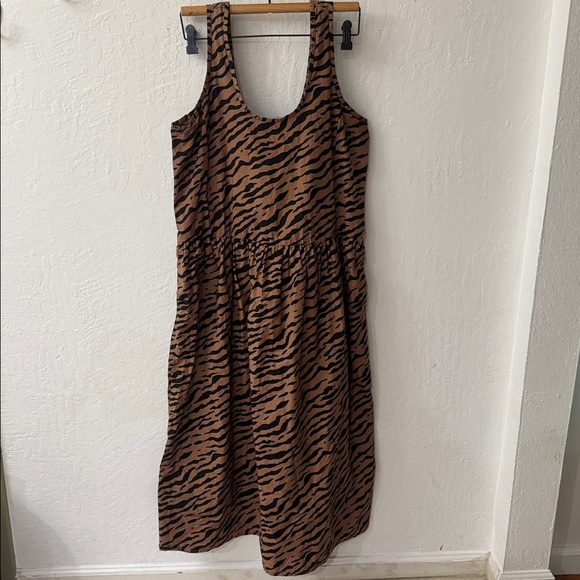 Everlane Poplin Pullover Dress Tiger Stripe Brown Black Tank Medium - Picture 3 of 4